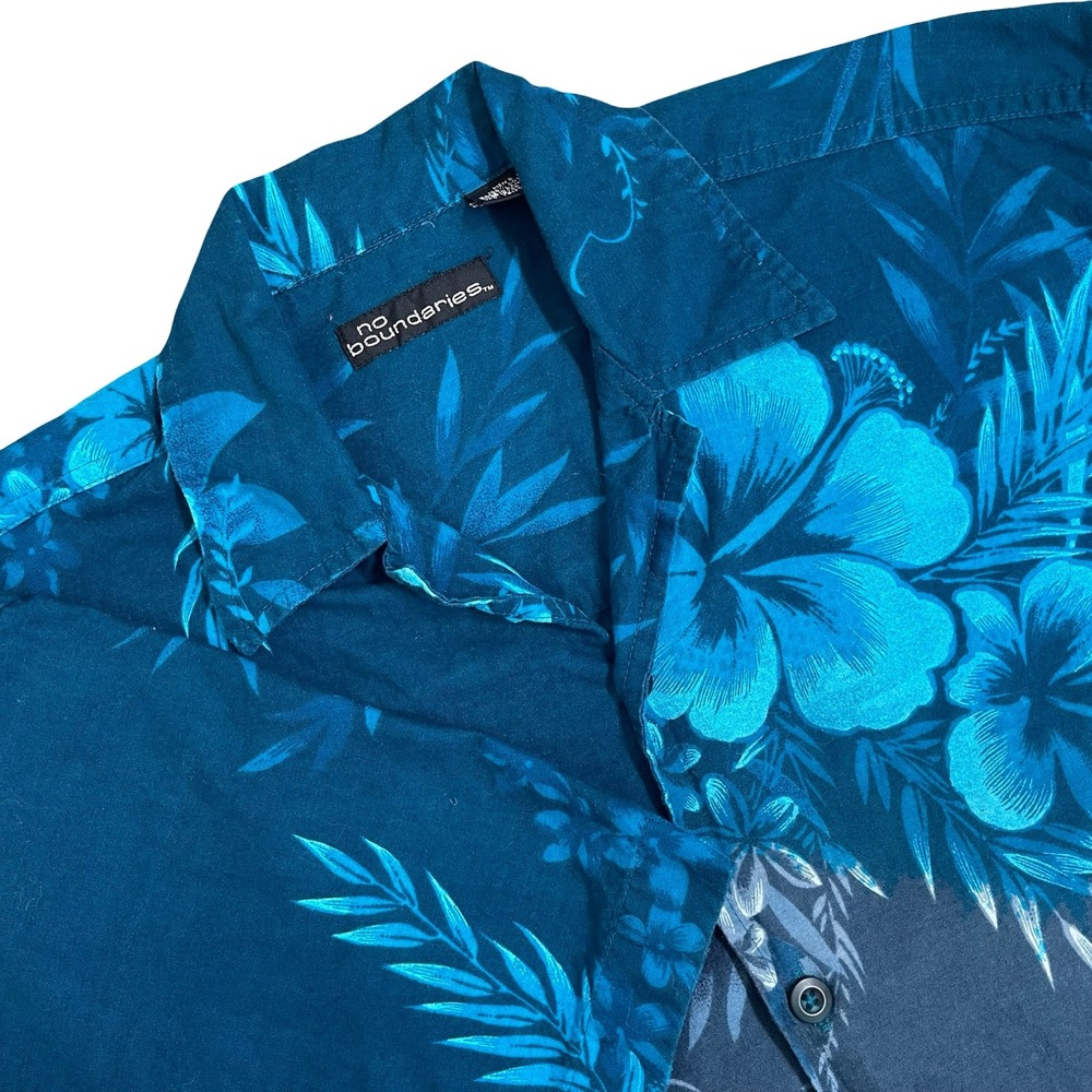 Vintage No Boundaries Floral Hawaiian‎ Camp Shirt M Blue Green Y2K Skate Surf